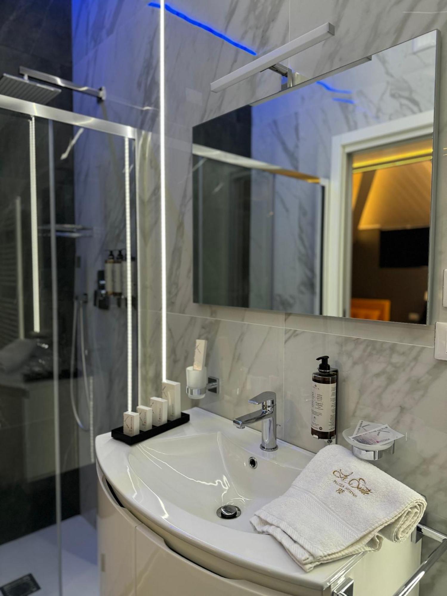 Le Suite Piazza Nuova Foggia Exterior photo